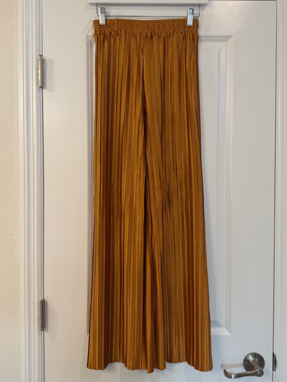 Hello Molly Pleated Wide-Leg Pants in Mustard Gold- US SIZE 2
